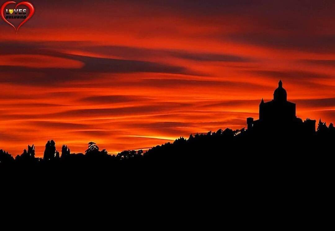 La Finestra Su San Luca Apartment Bologna Luaran gambar